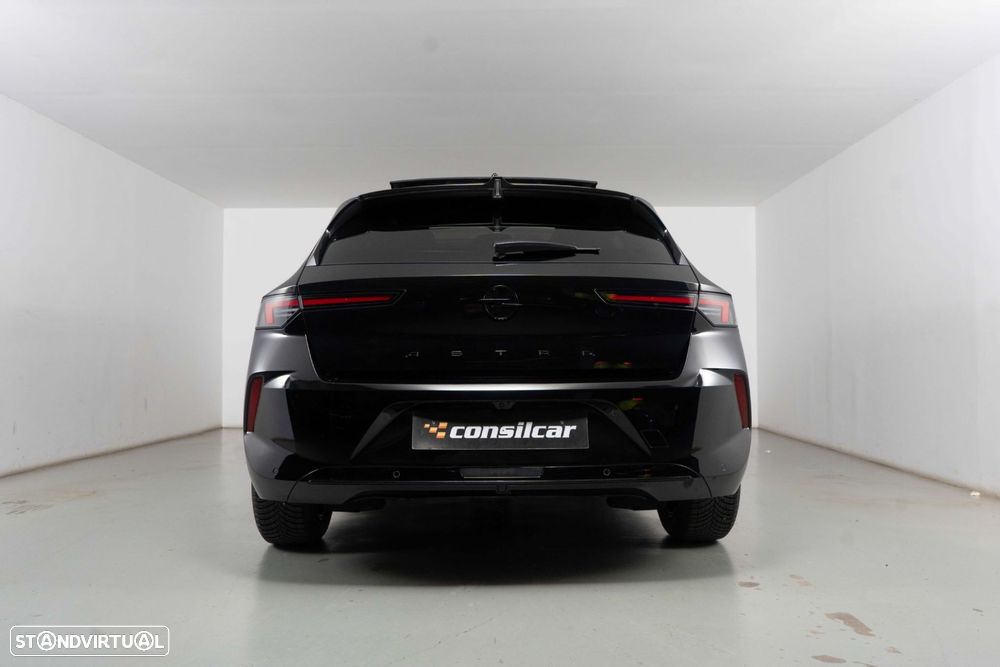 Opel Astra 1.2 T GS Line Aut. — photo 4