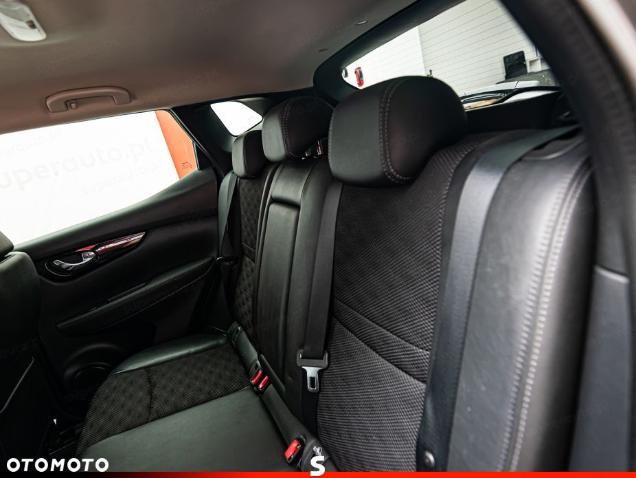 Nissan Qashqai 1.2 DIG-T Tekna - 26