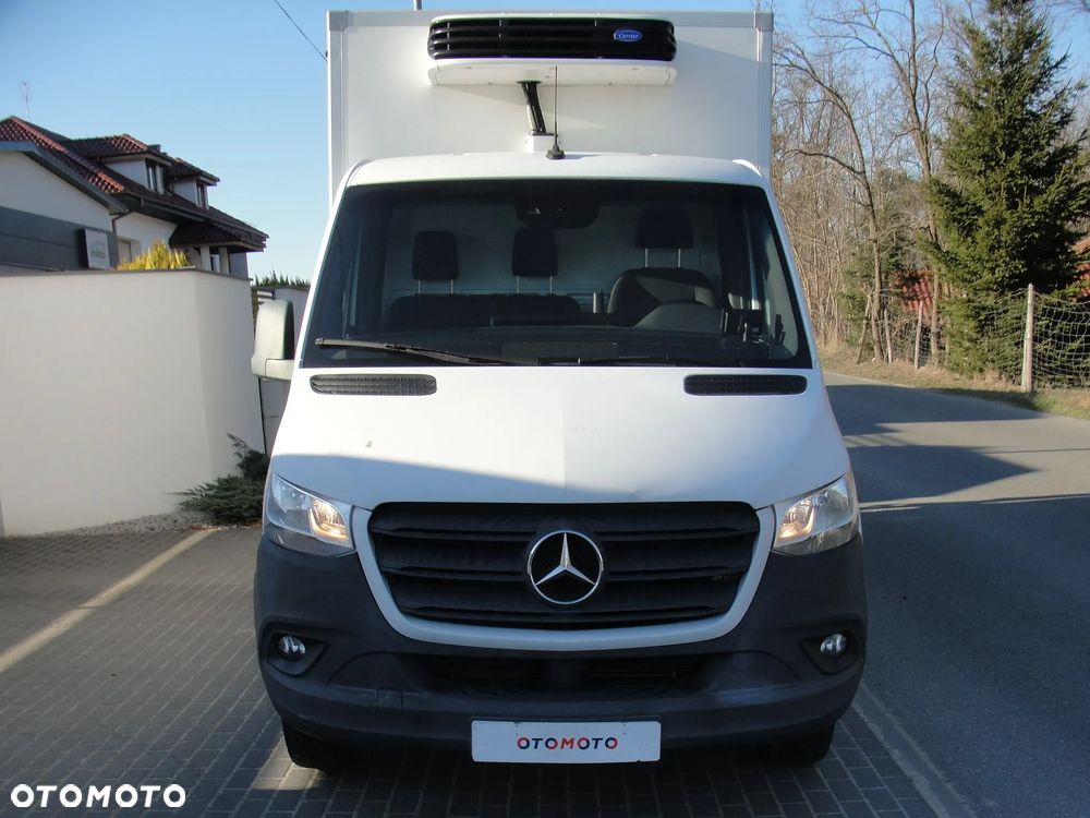 Mercedes-Benz Sprinter - 14