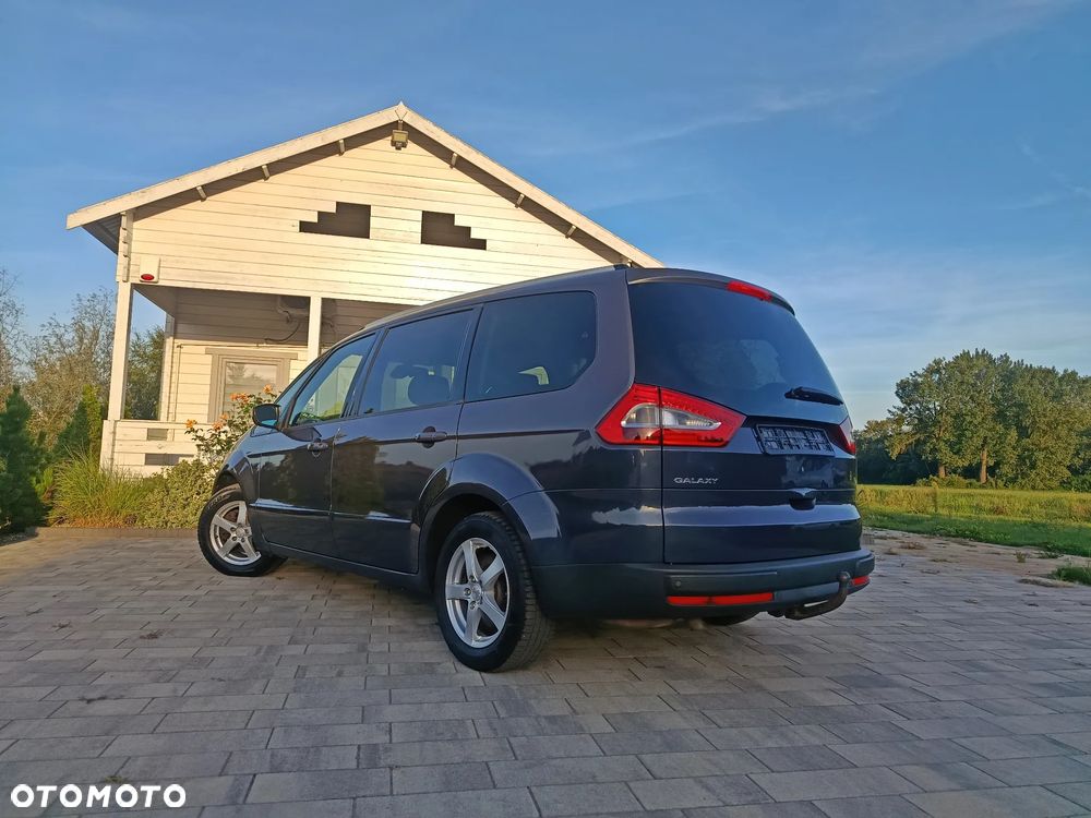 Ford Galaxy 2.0 TDCi Trend - 18