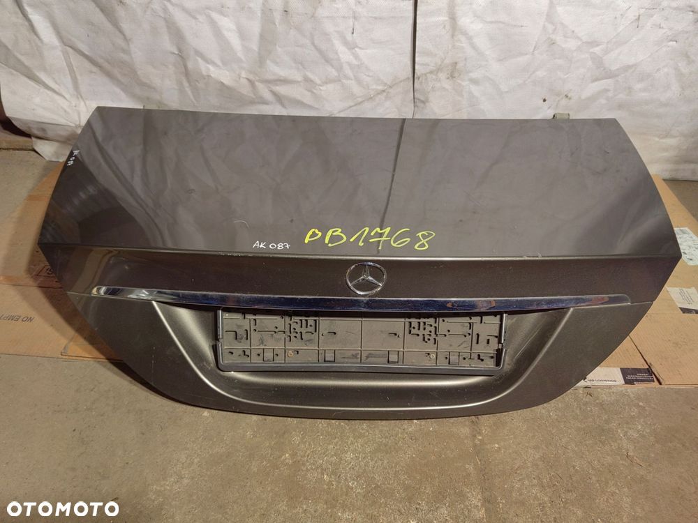 klapa tylna mercedes cls w219 sedan kompletna - 1