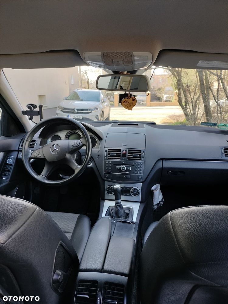 Mercedes-Benz Klasa C 180 Kompressor Avantgarde - 12