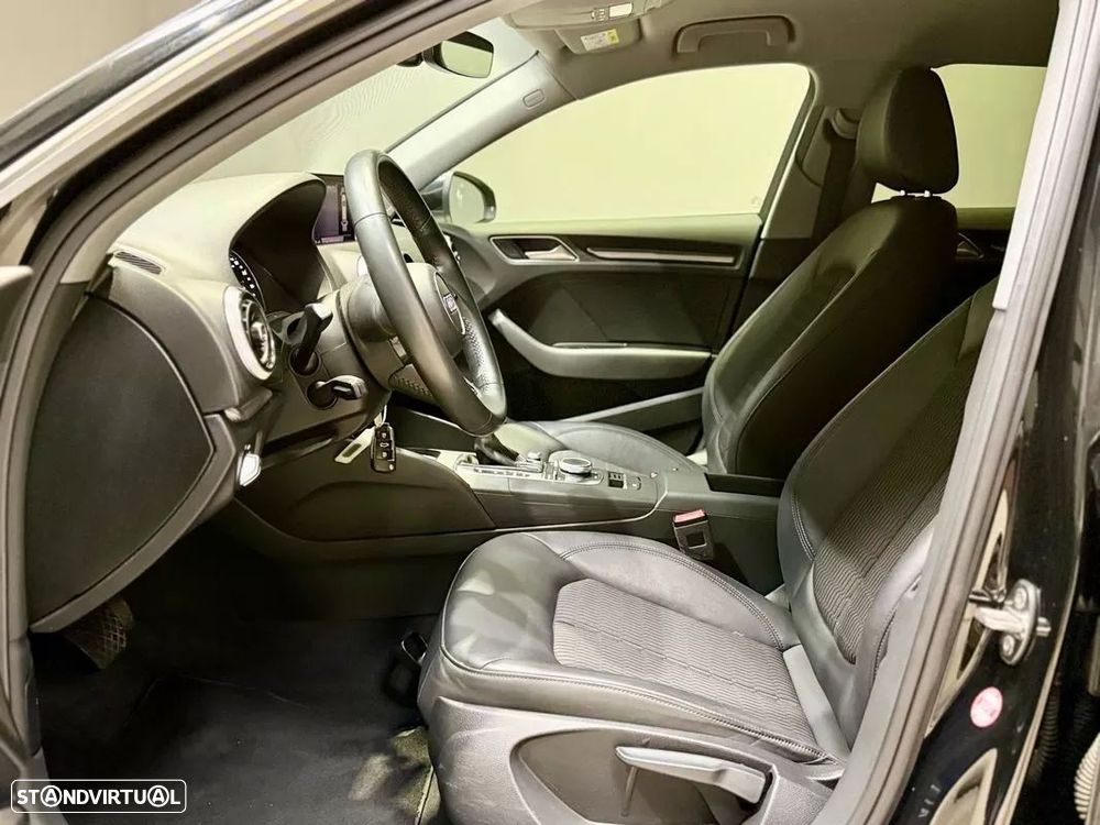 Audi A3 Sportback - 11