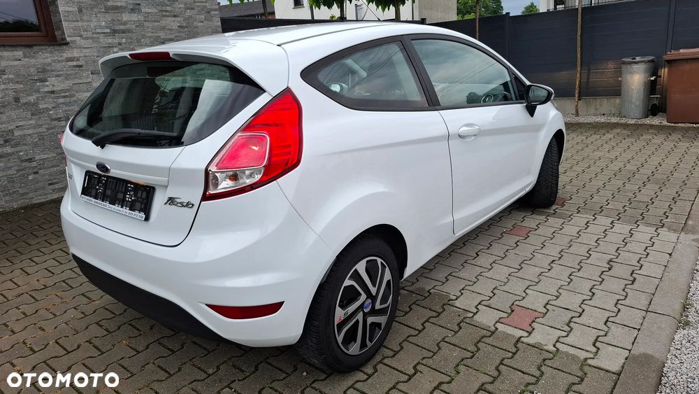 Ford Fiesta 1.25 Ambiente EU5 - 10