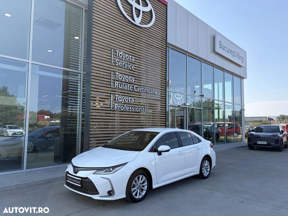 Toyota Corolla - 2