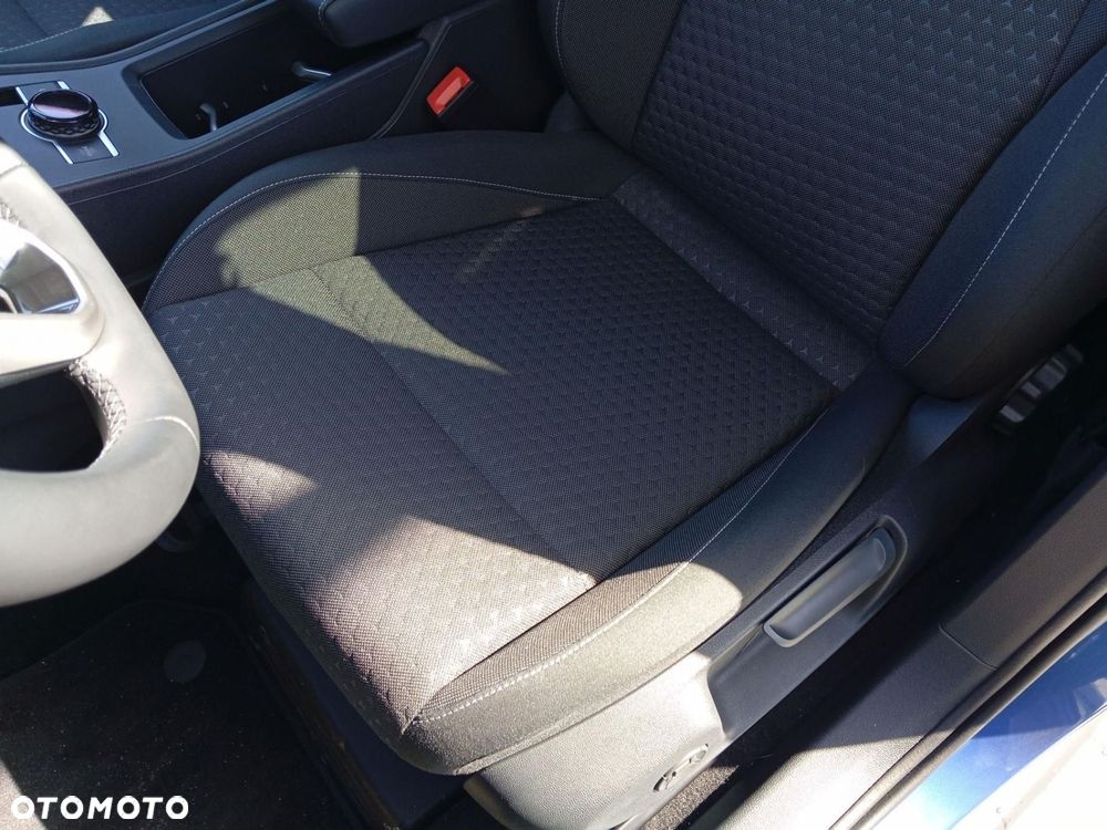 Volkswagen T-Roc - 18