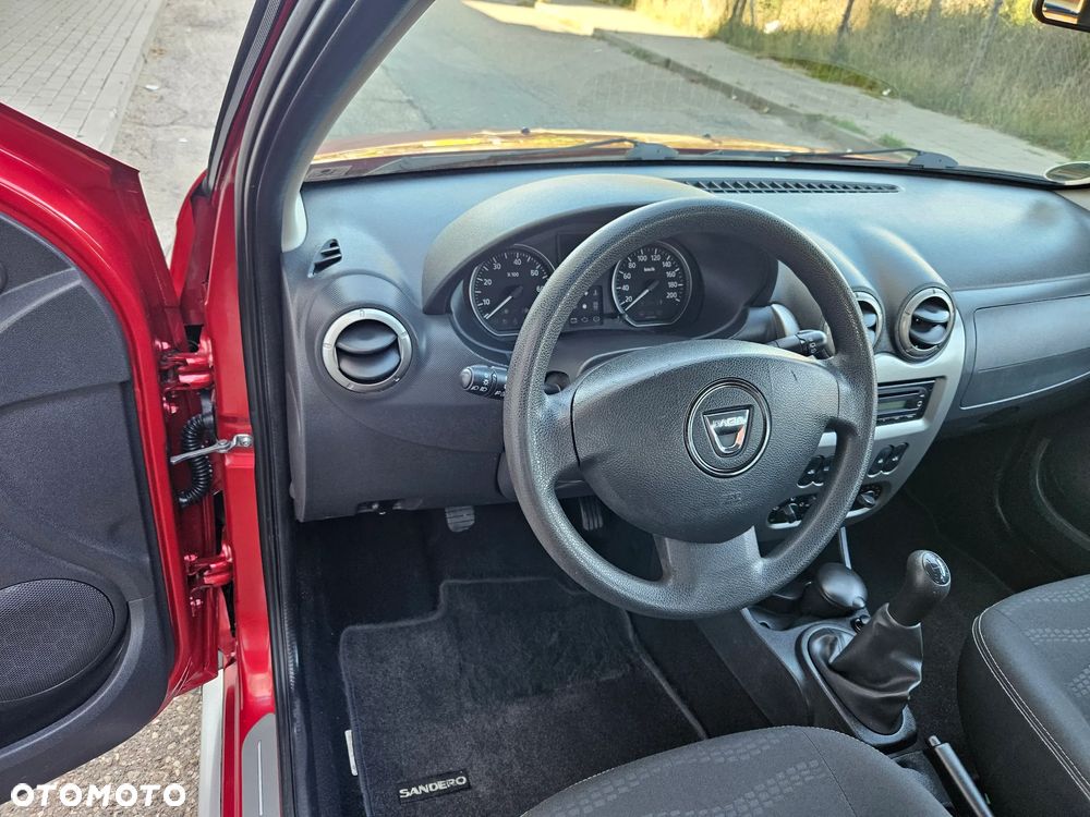 Dacia Sandero 1.6 MPI Stepway - 13