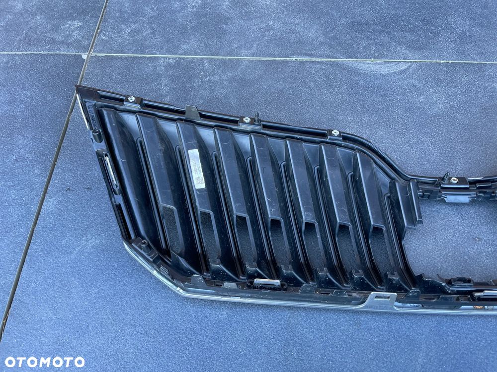 SKODA SUPERB III 3 15-19 ATRAPA GRILL ZDERZAKA PRZÓD 3V0853653B - 5