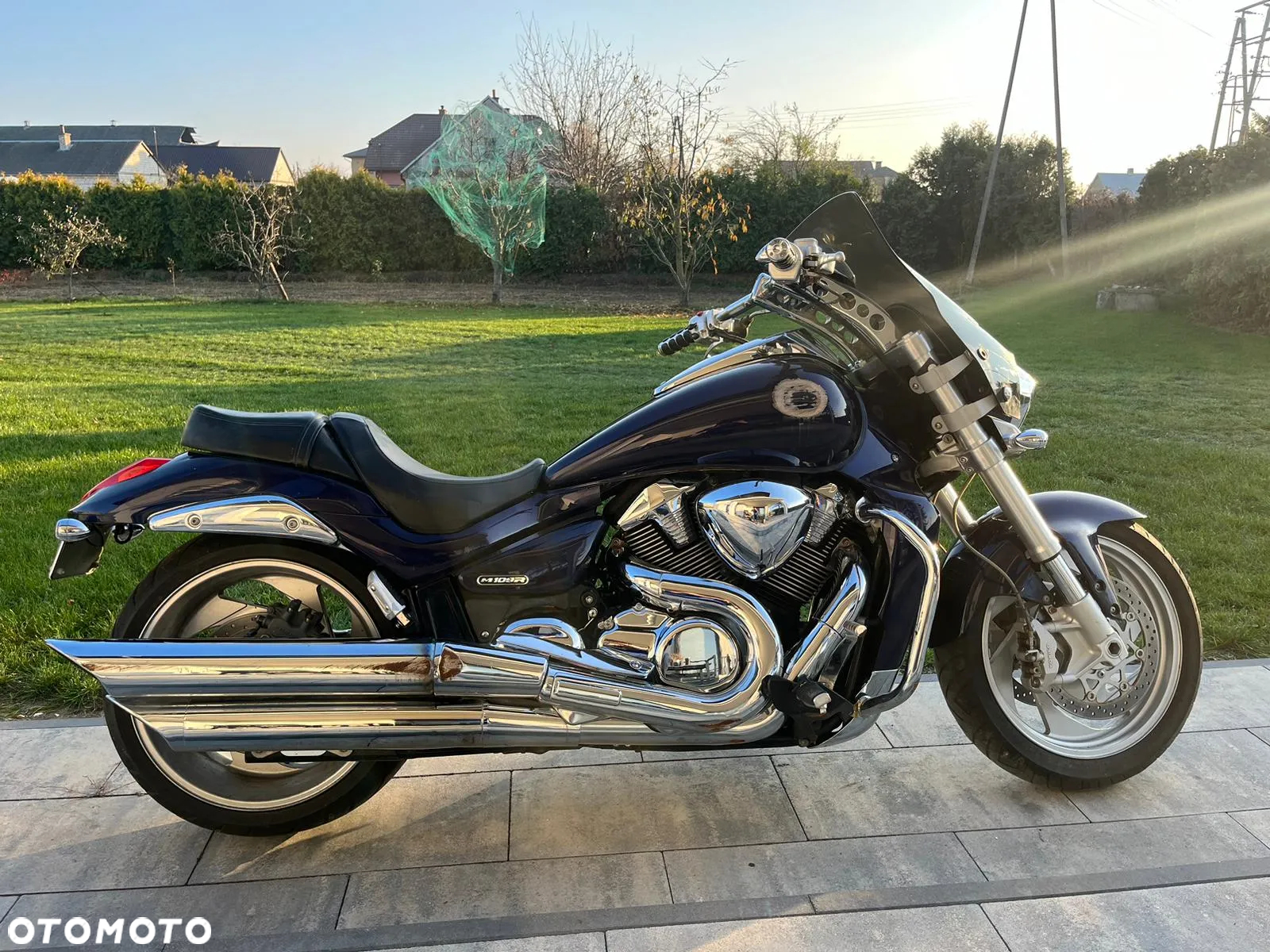 Suzuki Intruder - 7