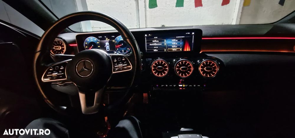 Mercedes-Benz A 180 7G-DCT Advanced Progressive - 36