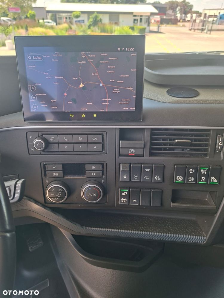 Volvo FH 460 GLOBETROTTER XL I-SAVE + ADR - 10