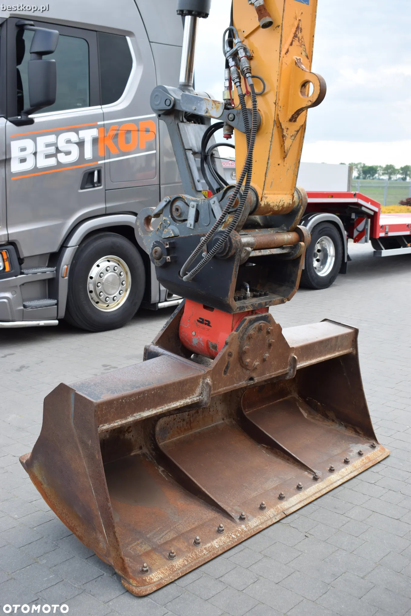 Liebherr A918 Compact Litronic - 16