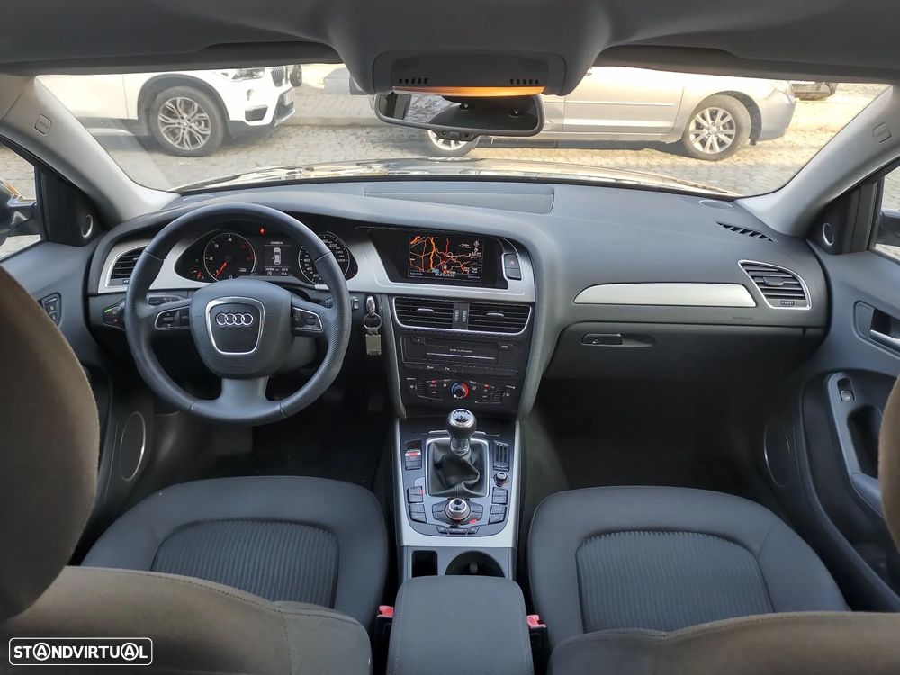 Audi A4 Avant 2.0 TDi Advance - 18