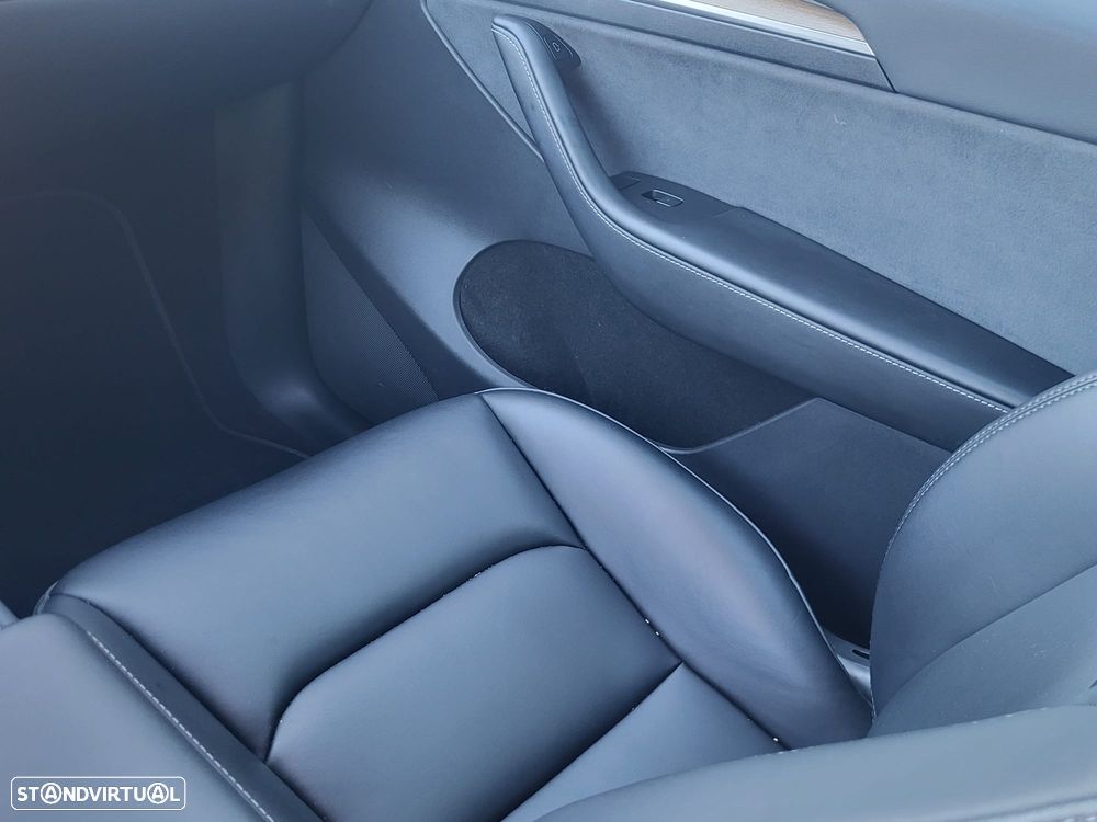 Tesla Model Y Tração Traseira - 11