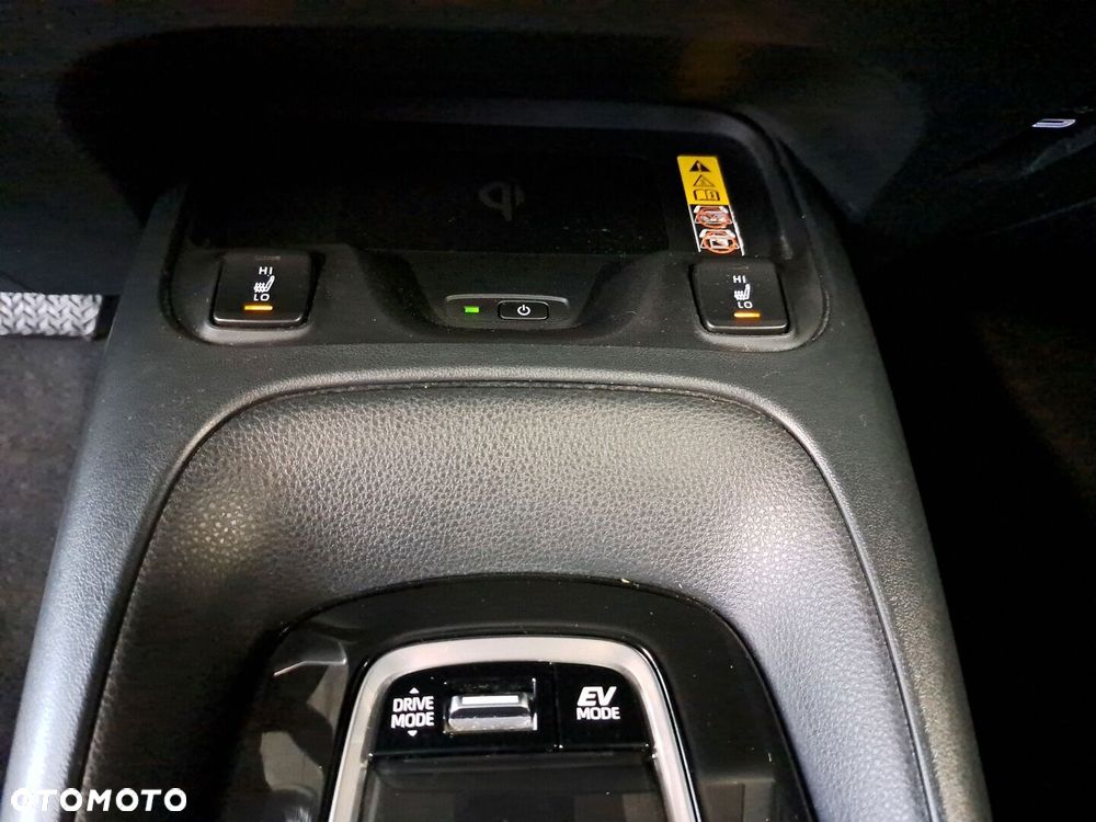 Toyota Corolla 1.8 Hybrid Comfort - 26