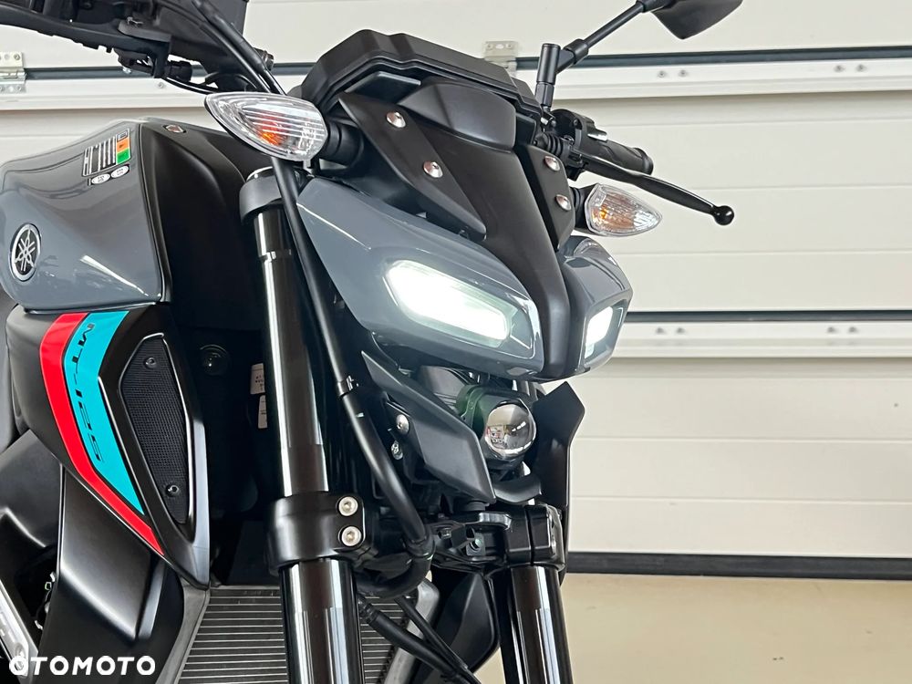 Yamaha MT - 22