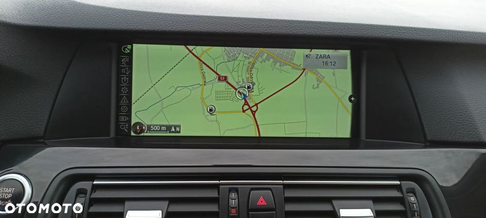 BMW Seria 5 520i Luxury Line - 13