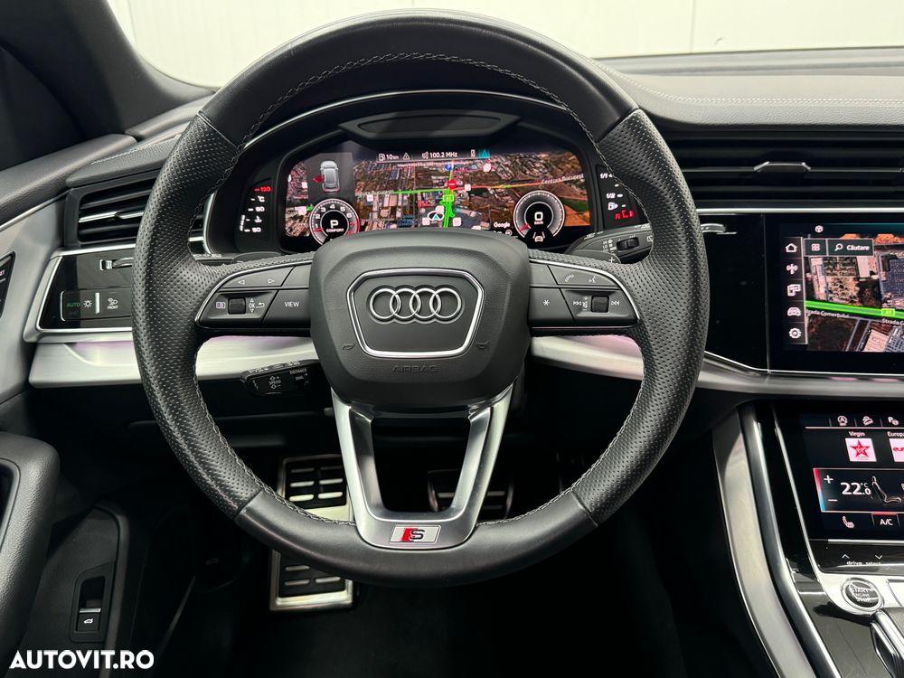 Audi Q8 55 TFSI quattro Tiptronic MHEV - 21