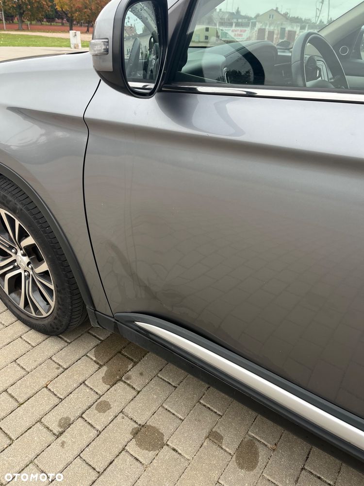 Mitsubishi Outlander - 9