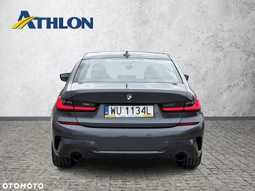 BMW Seria 3 320d M Sport sport - 4