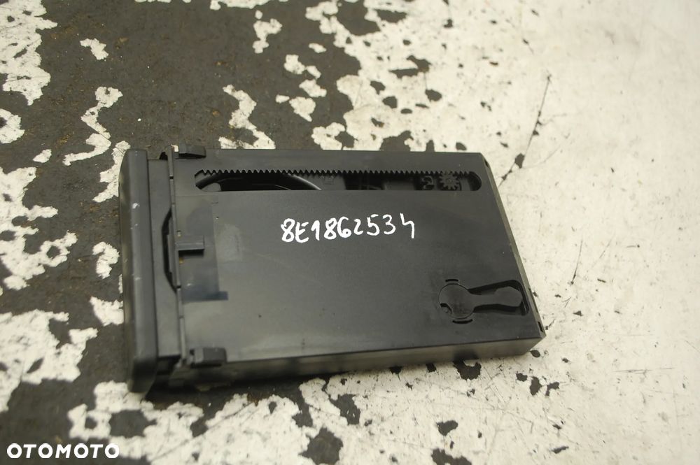 UCHWYT NA KUBEK CUPHOLDER 8E1862534H AUDI A4 B6 B7 8E1862534L 8E1862534 8E1862534F 8E1862534J - 25