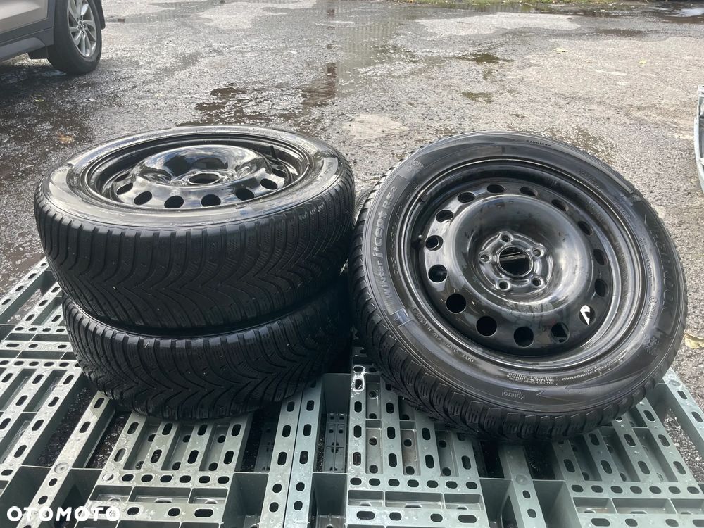 Komplet felg stalowych z oponami zimowymi Hankook Renault Laguna 2 16"