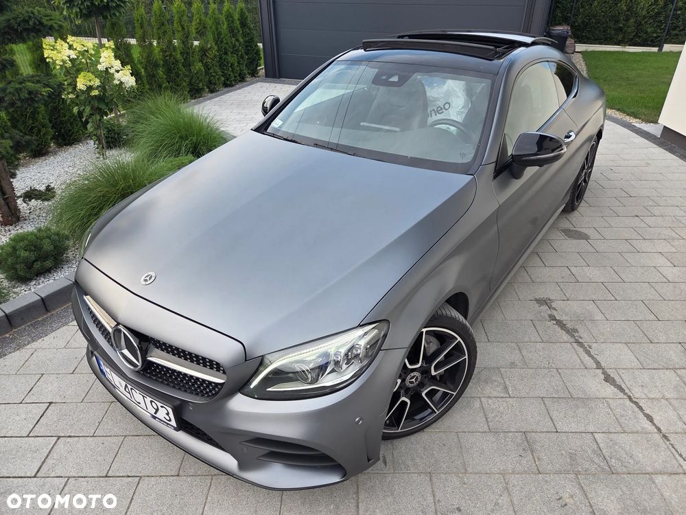 Mercedes-Benz Klasa C 300 4MATIC 9G-TRONIC - 34