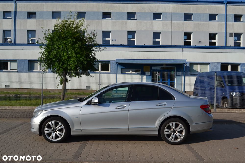Mercedes-Benz Klasa C 220 CDI DPF Avantgarde - 7