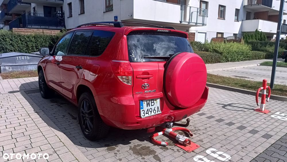 Toyota RAV4 2.4 VVT-i Base 4x2 - 5