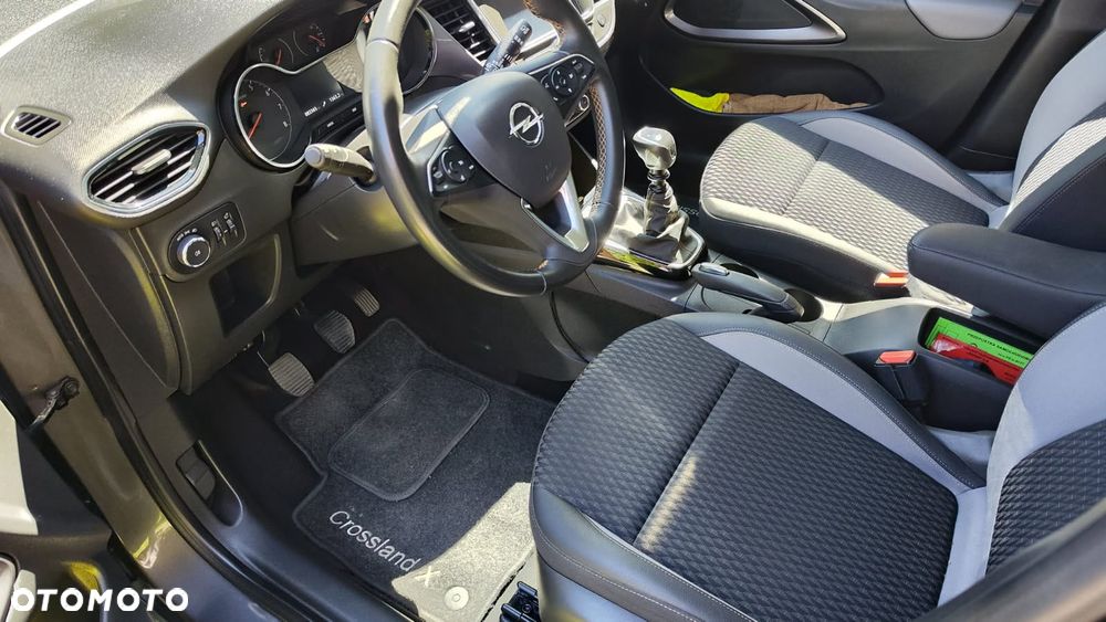 Opel Crossland X 1.2 T GPF Elite S&S - 9