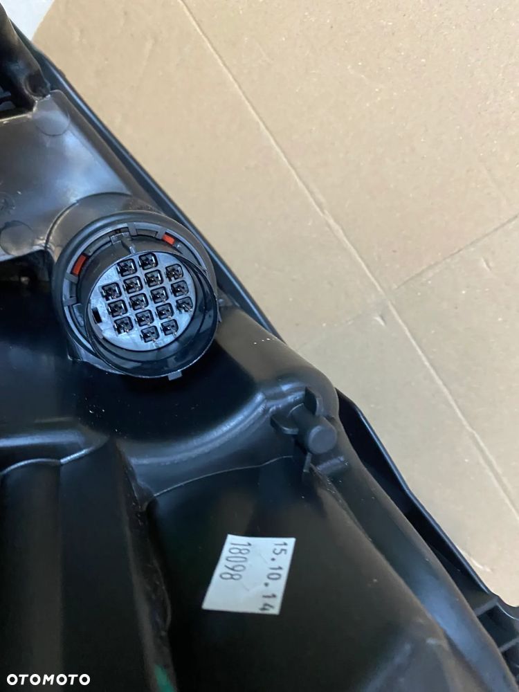 lampa jaguar xf X250 bi xenon skętny led prawa eu cała - 5
