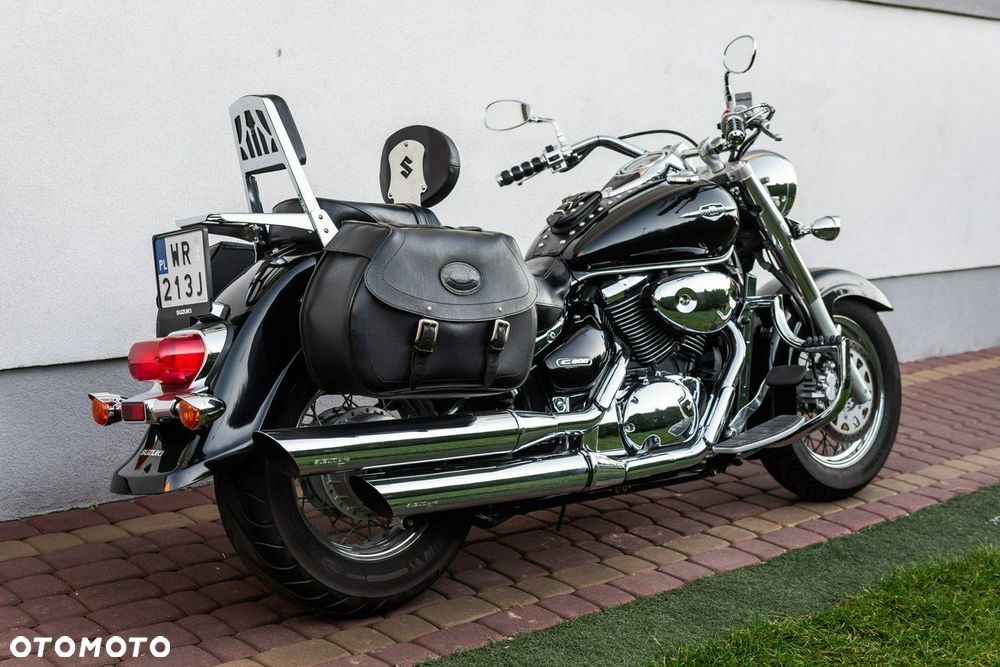 Suzuki VL 800 Volusia - Boulevard C50 - 4