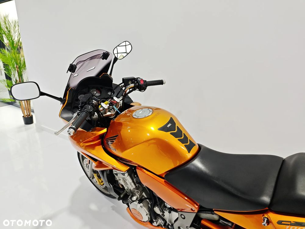 Honda CBF - 10