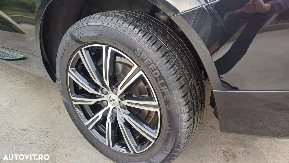 Volvo XC 60 B4 MHEV Inscription - 17