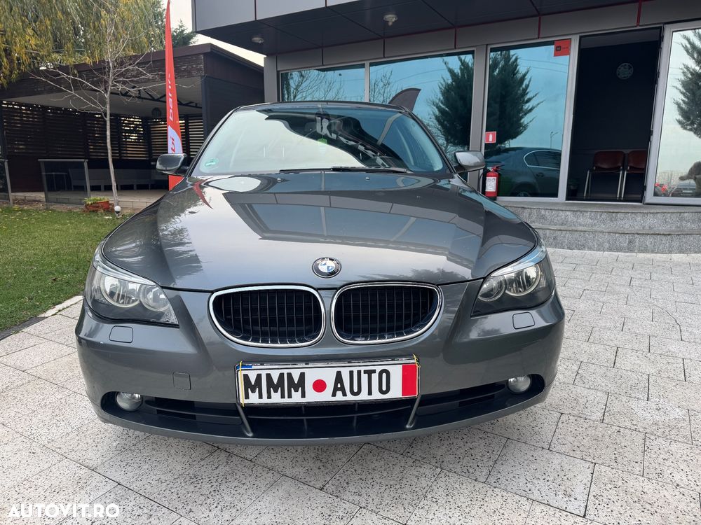 BMW Seria 5 525d Touring Aut. - 18