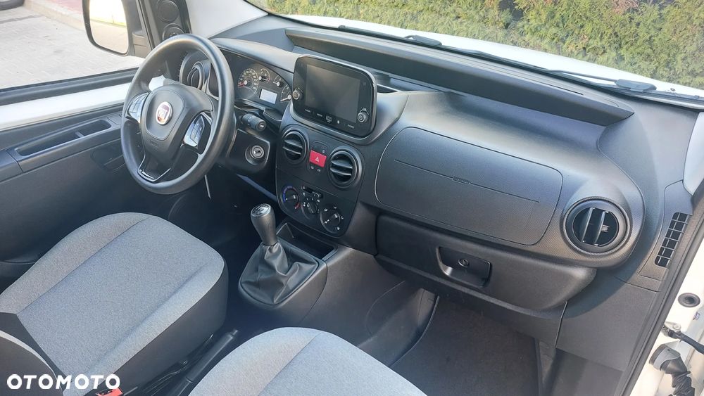 Fiat Fiorino Cargo SX 1.3 Multijet Salon PL 2xDrzwi 17 tys. km F. VAT-23 VAT-1 - 25
