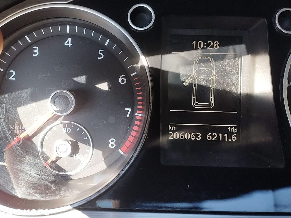 Volkswagen Passat Variant 1.8 TSI Comfortline - 9