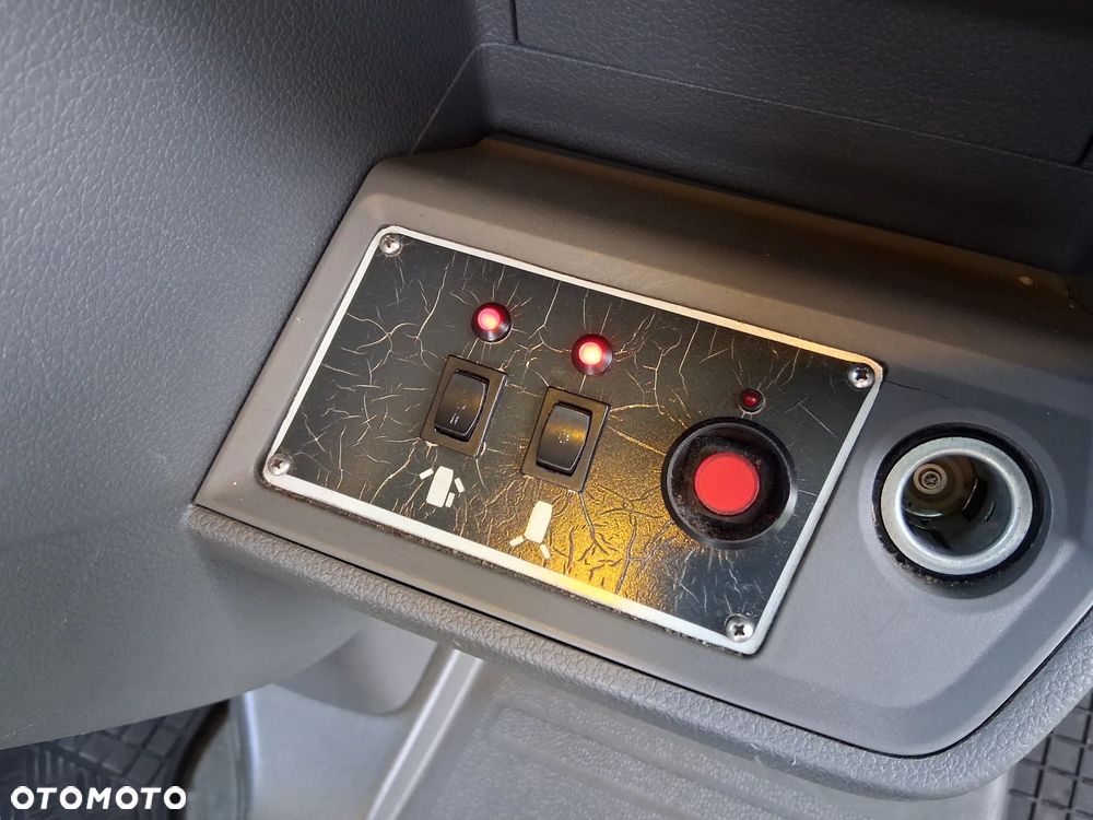 Volkswagen Crafter - 19