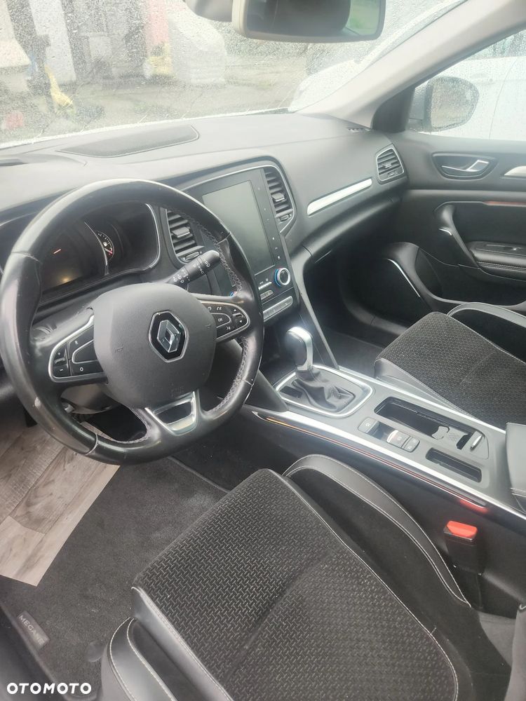 Renault Megane 1.5 dCi Limited EDC - 11