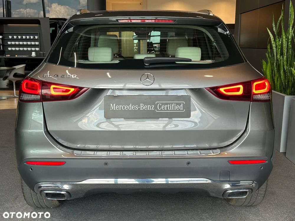Mercedes-Benz GLA 200 Progressive - 5