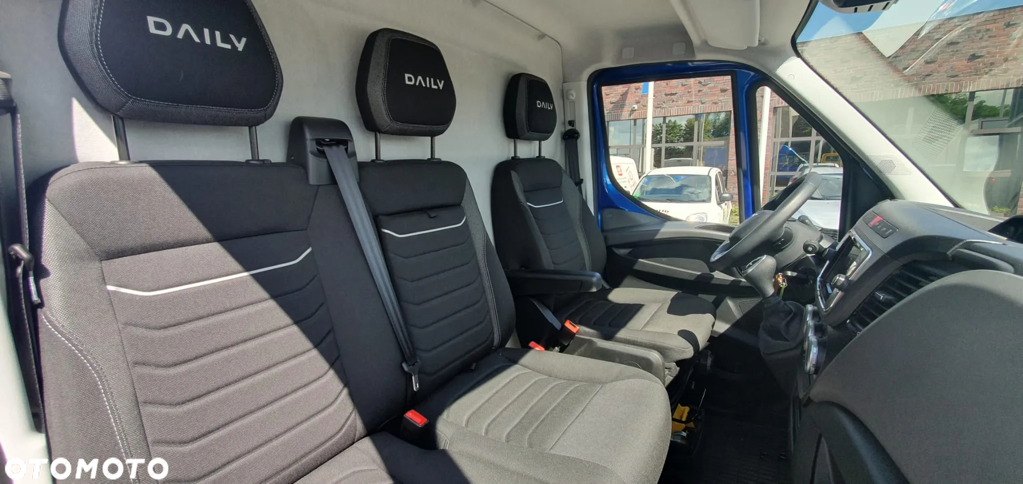 Iveco 50C21HA8Z V /P BLIŹNIAK do 3,5t ZAWIESZENIE AIR PRO - 16