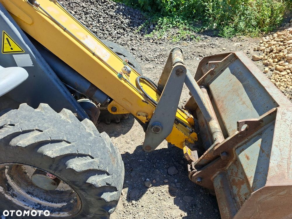 Kramer 280 4X4 - 32