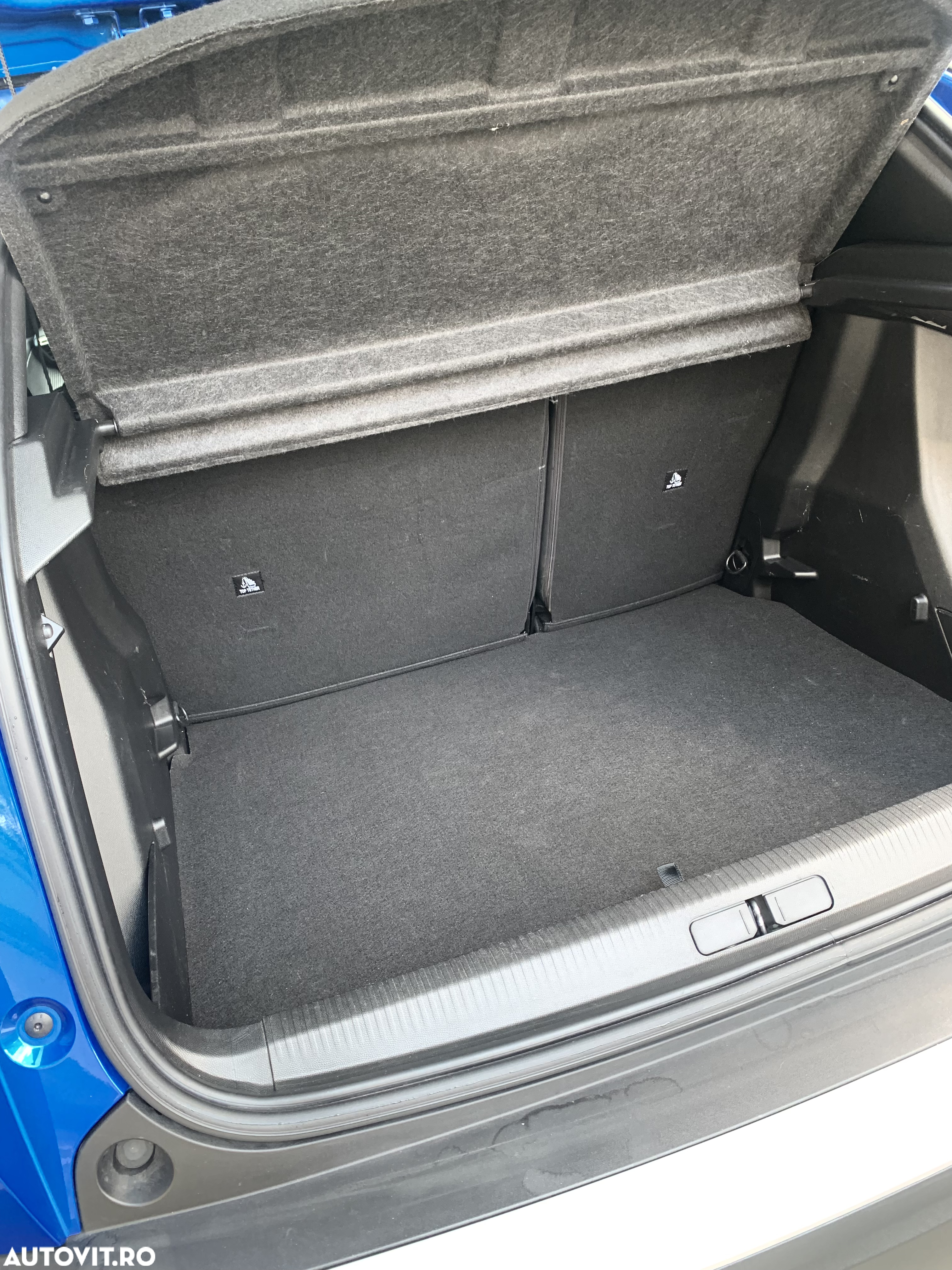 Peugeot 2008 e-2008 GT Line - 7