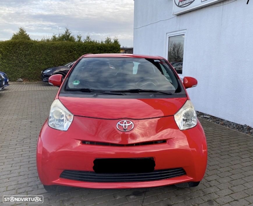 Toyota iQ 1.0 - 2