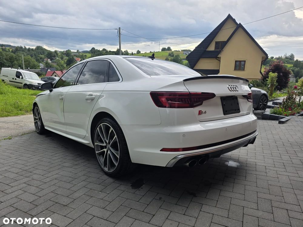 Audi S4 Limousine - 18
