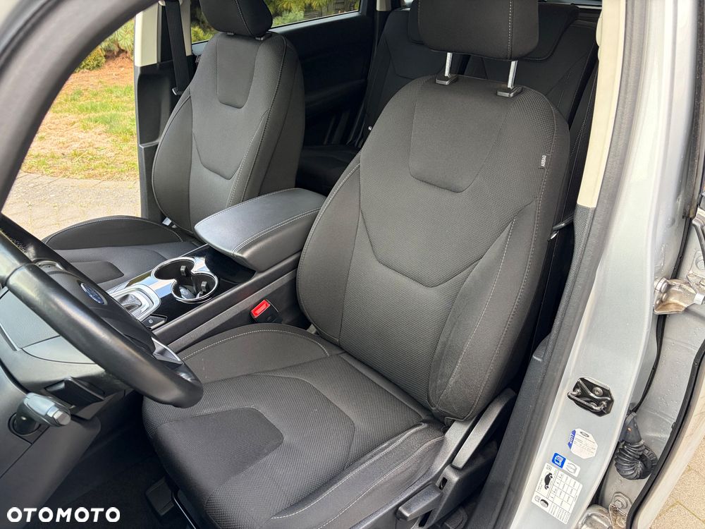 Ford S-Max 2.0 TDCi Titanium PowerShift - 19