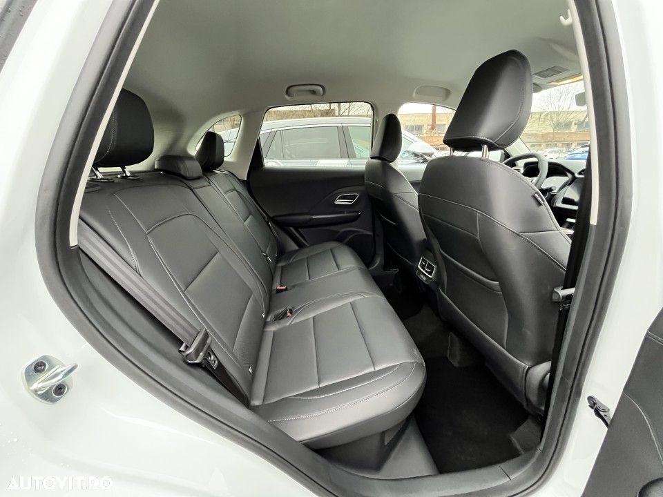 MG ZS HEV - 14