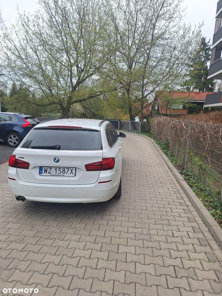 BMW Seria 5 520d xDrive - 1