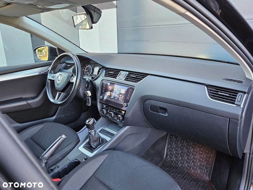 Skoda Octavia 1.6 TDI Ambition - 33
