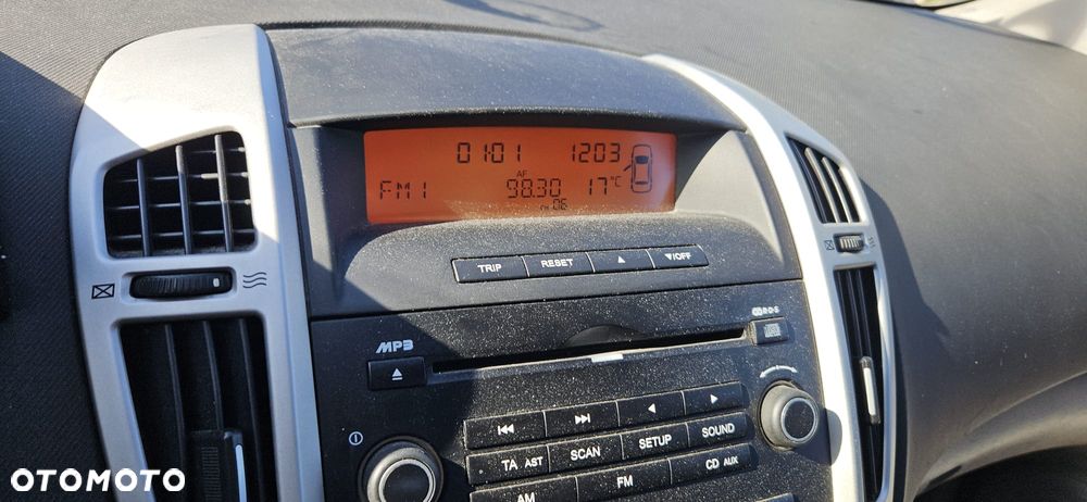KIA CEED I 06-09 1.6 CRDI - RADIOODTWARZACZ - 1